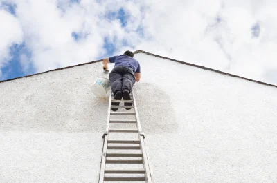 Peinture extérieure au Manoir — façades et ravalement